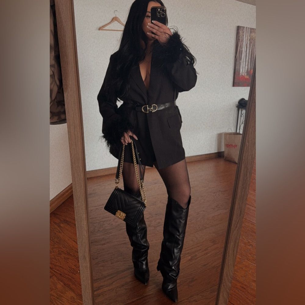 Black feather cuff blazer